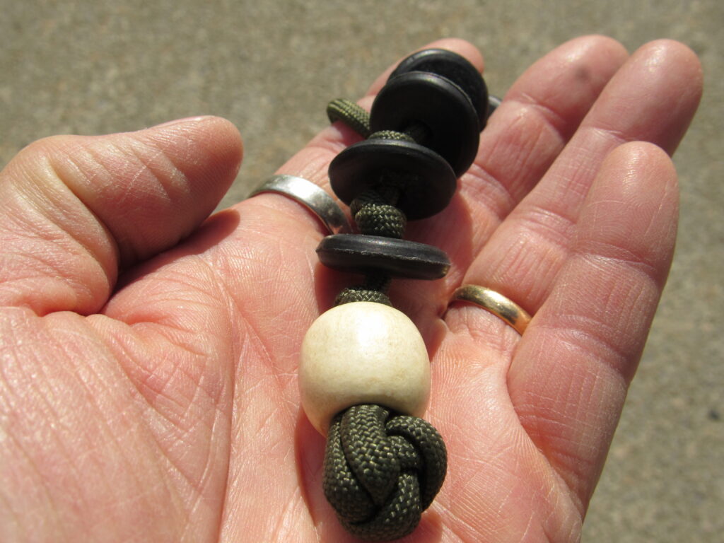 Prayer Bead Strand: Horn Beads on Paracord barrel bead