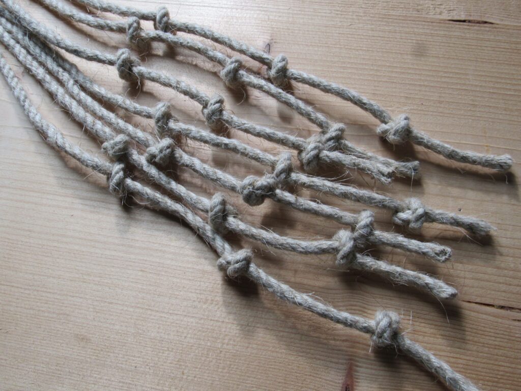 Signs of the Times Hemp Whip with three knots per fall