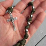 Paracord Stainless Steel Bead Tenner with Crucifix